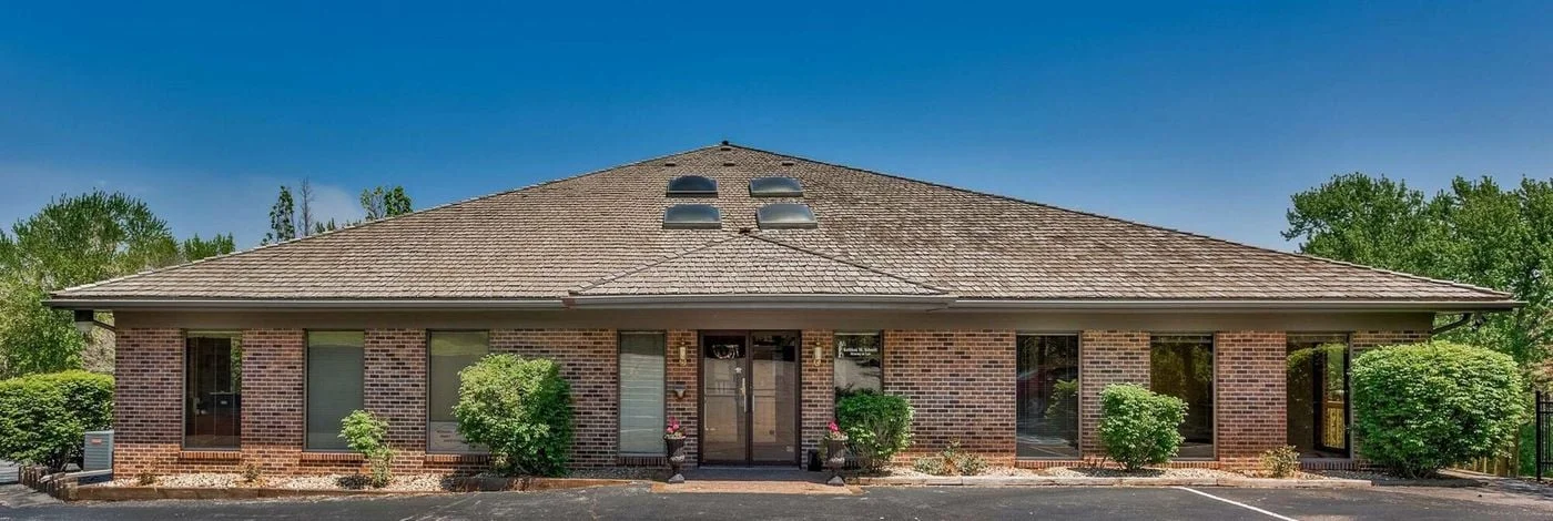 Photo 2 of 11725 Arbor St, Omaha, NE 68144