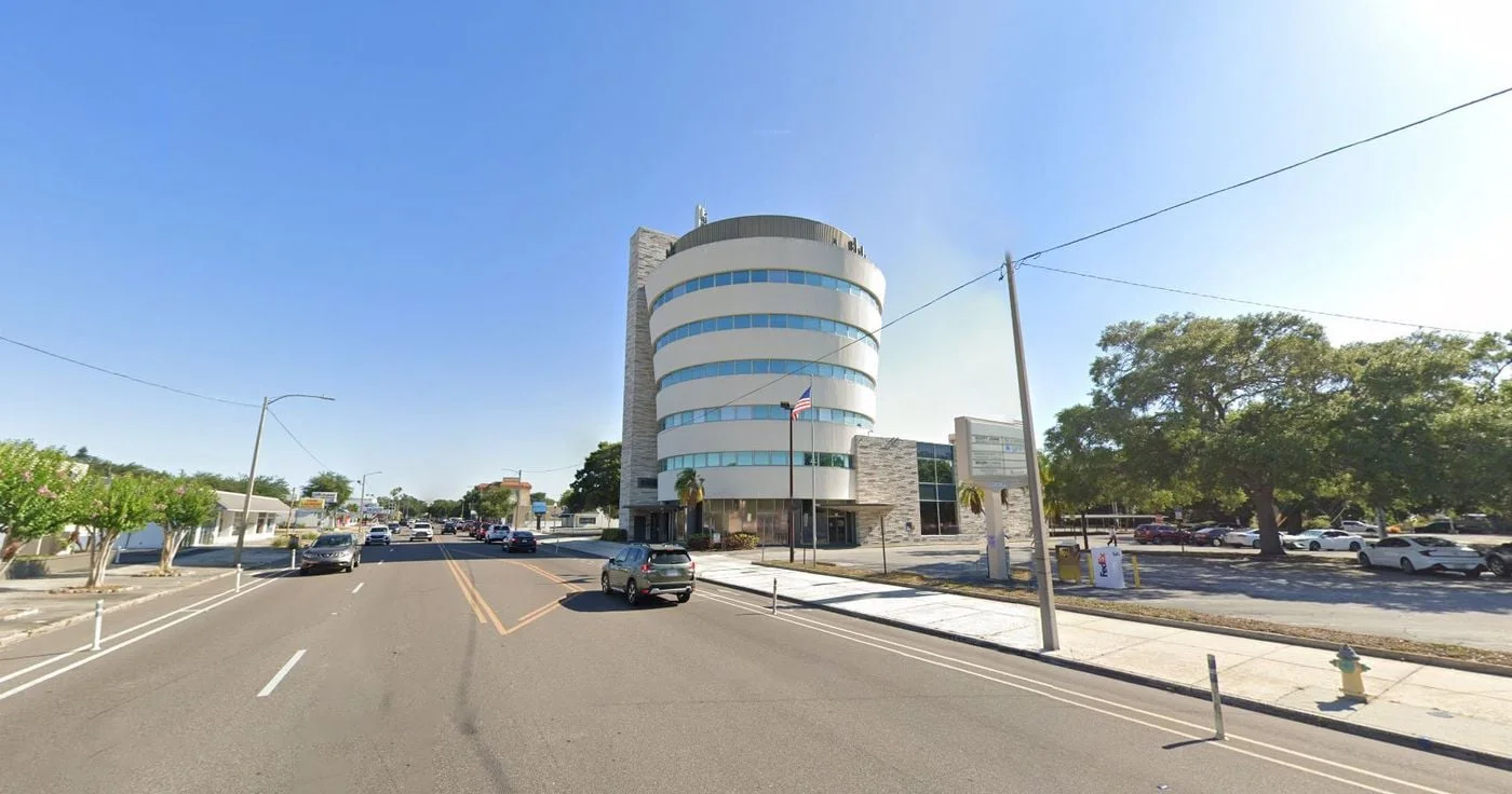 Photo 1 of 2600 Martin Luther King St N, St Petersburg, FL 33704