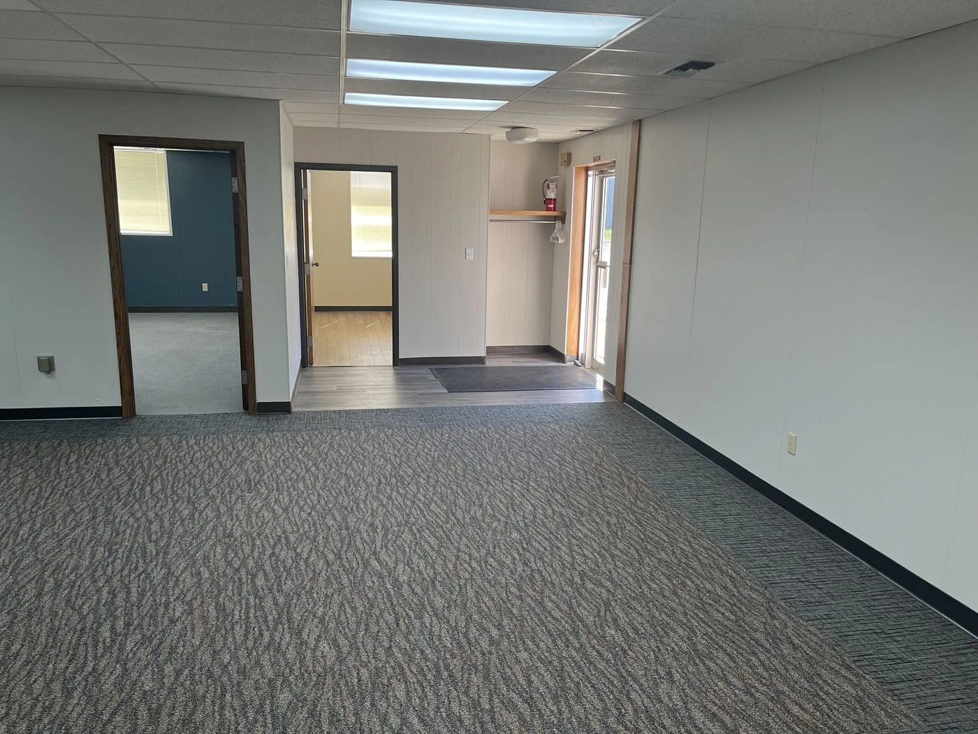 Photo 2 of 1607 N C Ave, Sioux Falls, SD 57104