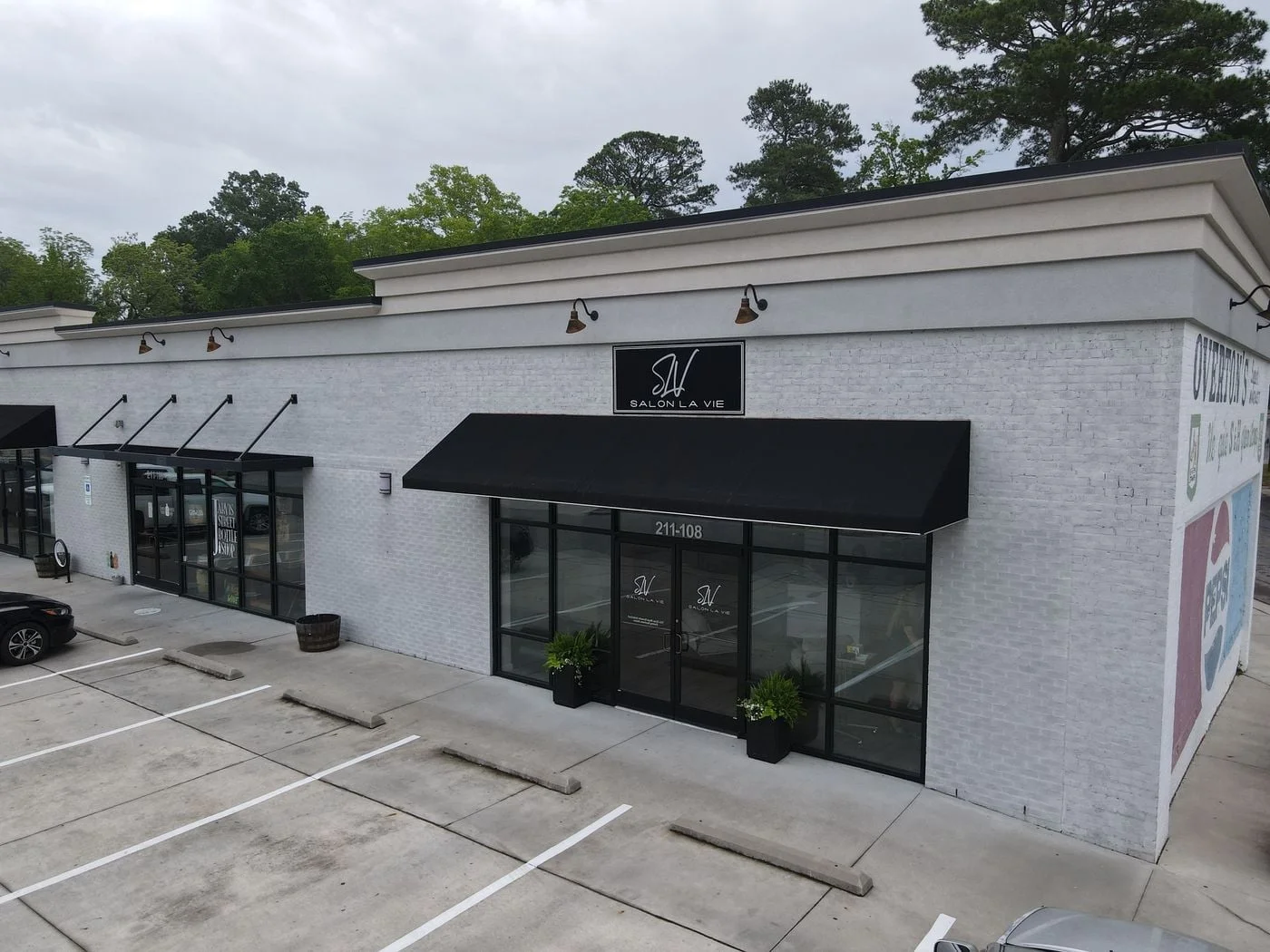 Photo 2 of 211 S Jarvis St, Greenville, NC 27858