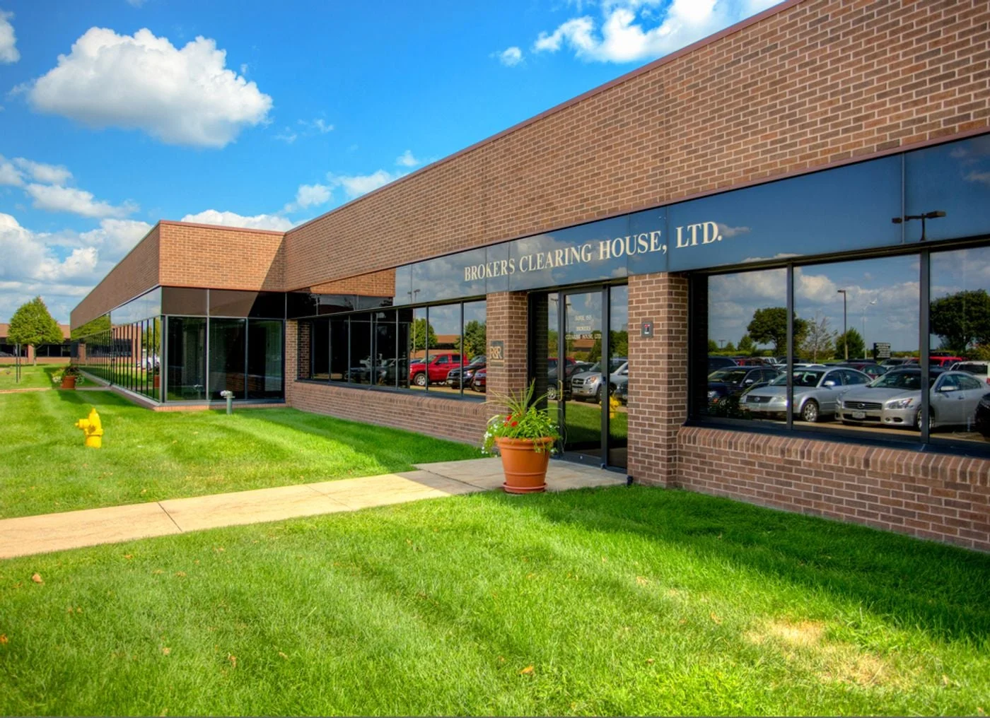 Photo 2 of 4546 Corporate Dr, West Des Moines, IA 50266