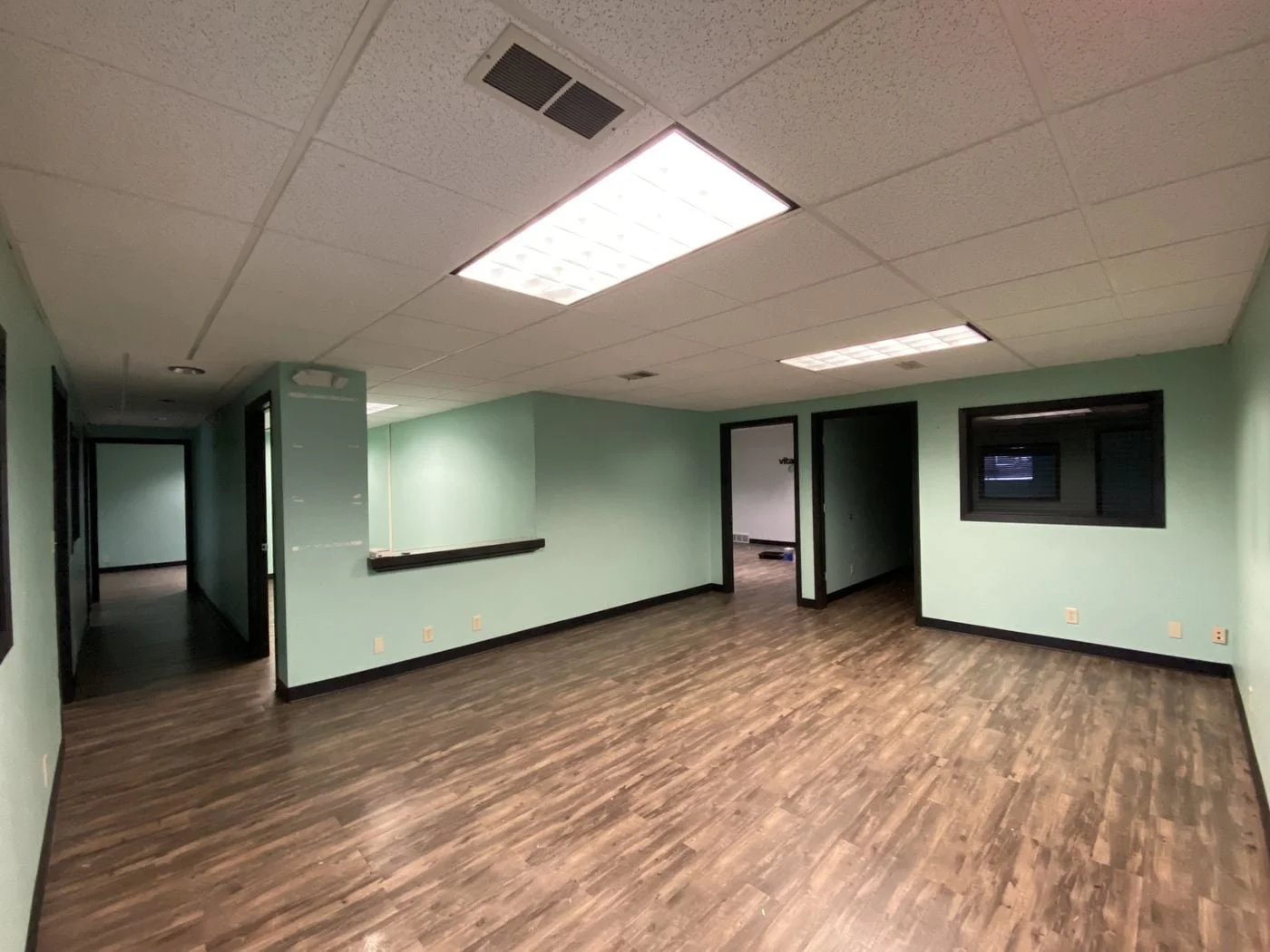 Photo 3 of 5634 S 85th Cir, Omaha, NE 68127