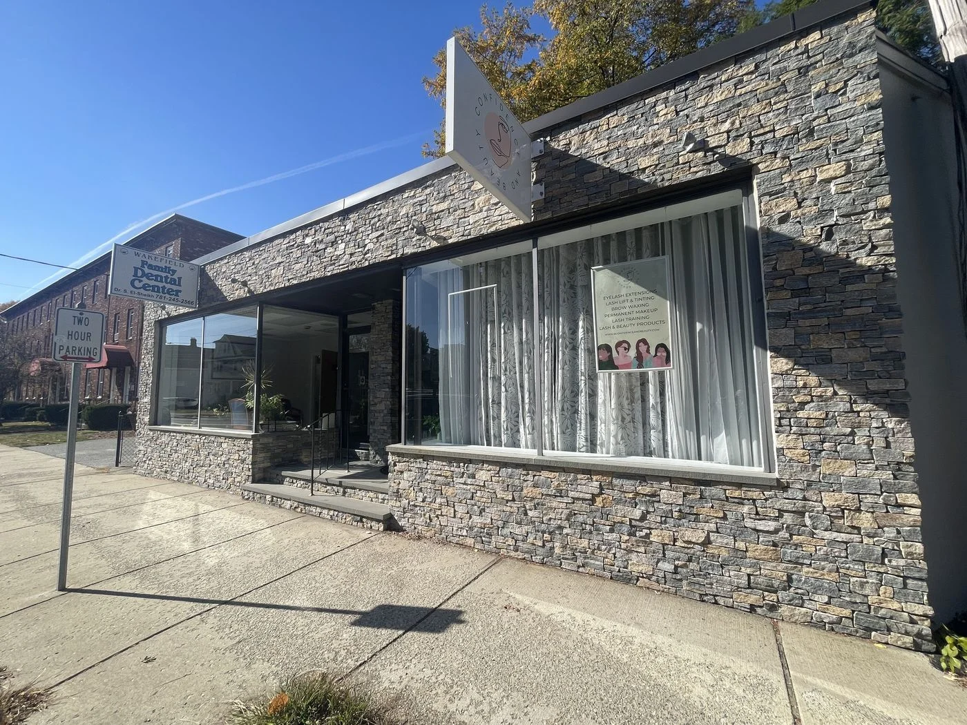 Photo 3 of 209 Albion St, Wakefield, MA 01880