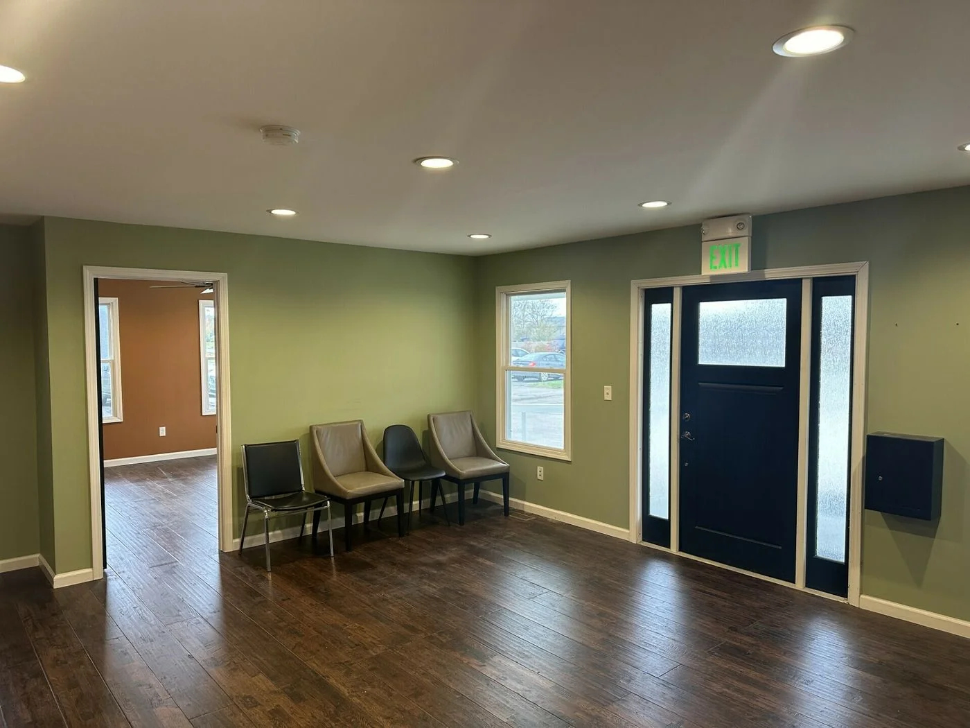 Photo-3 of 8131 Castleton Rd, Indianapolis, IN 46250