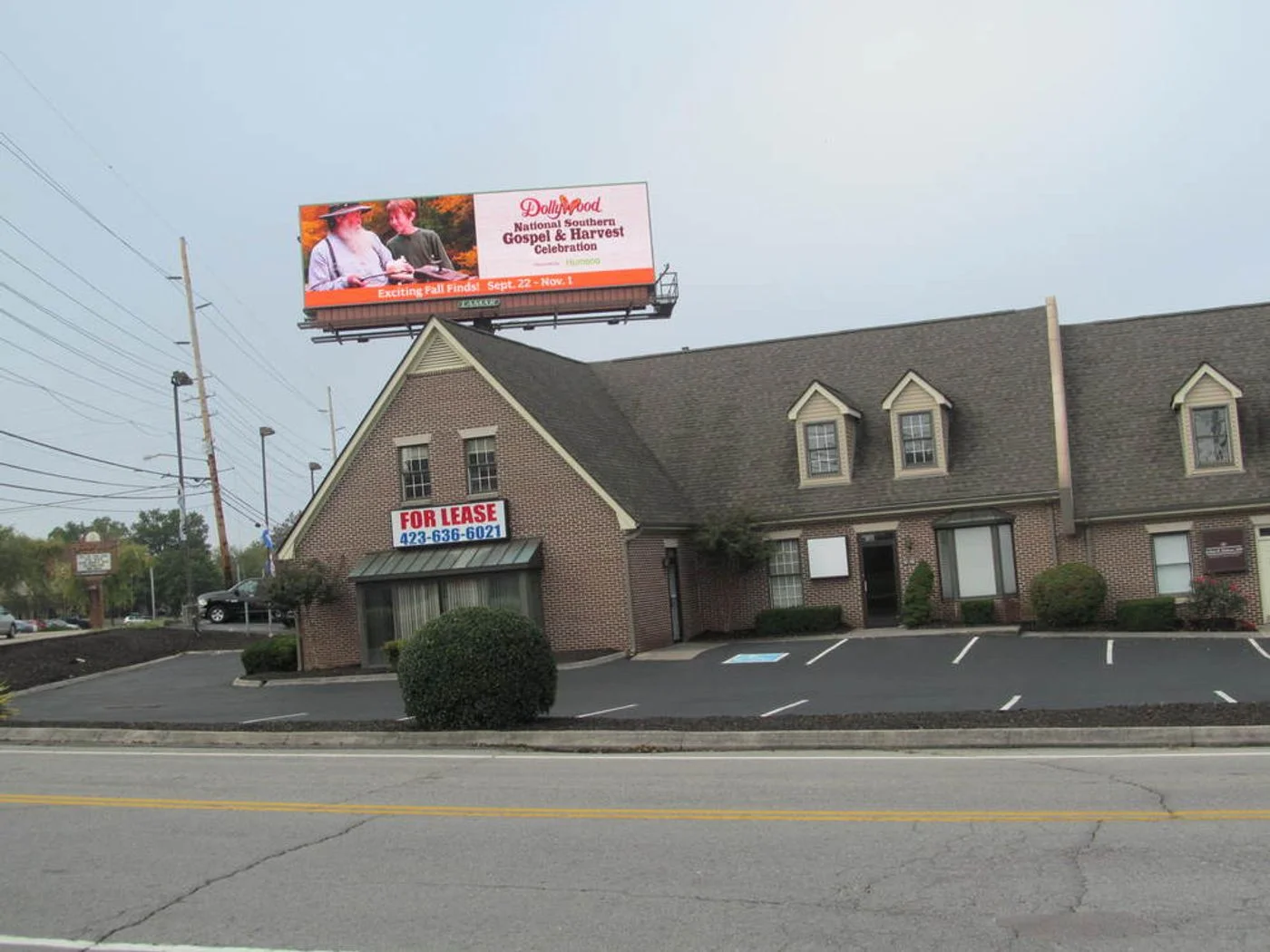 Photo 3 of 101 Sherlake Ln, Knoxville, TN 37922