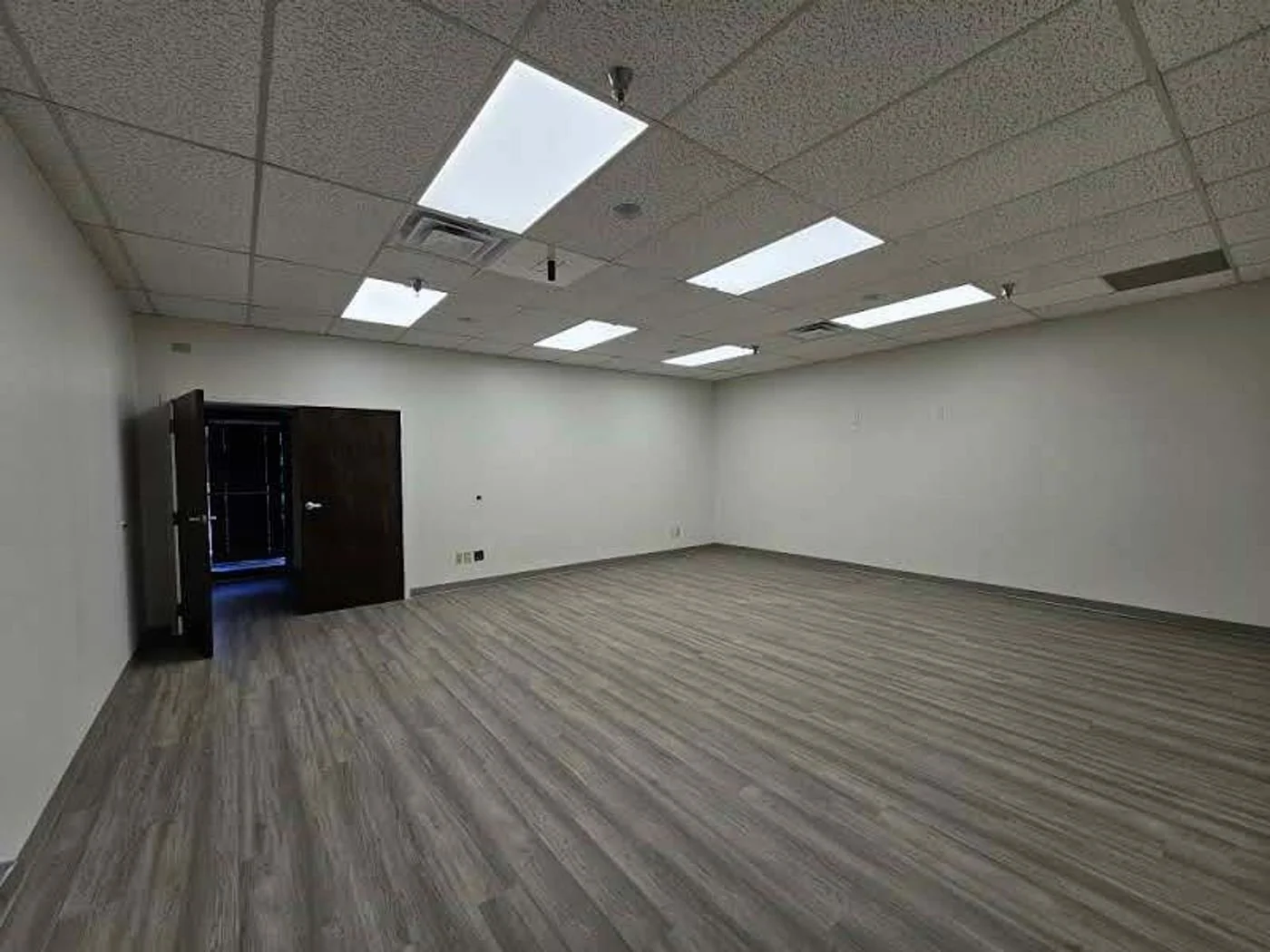 Photo-2 of 400 Riverhills Business Park, Birmingham, AL 35242
