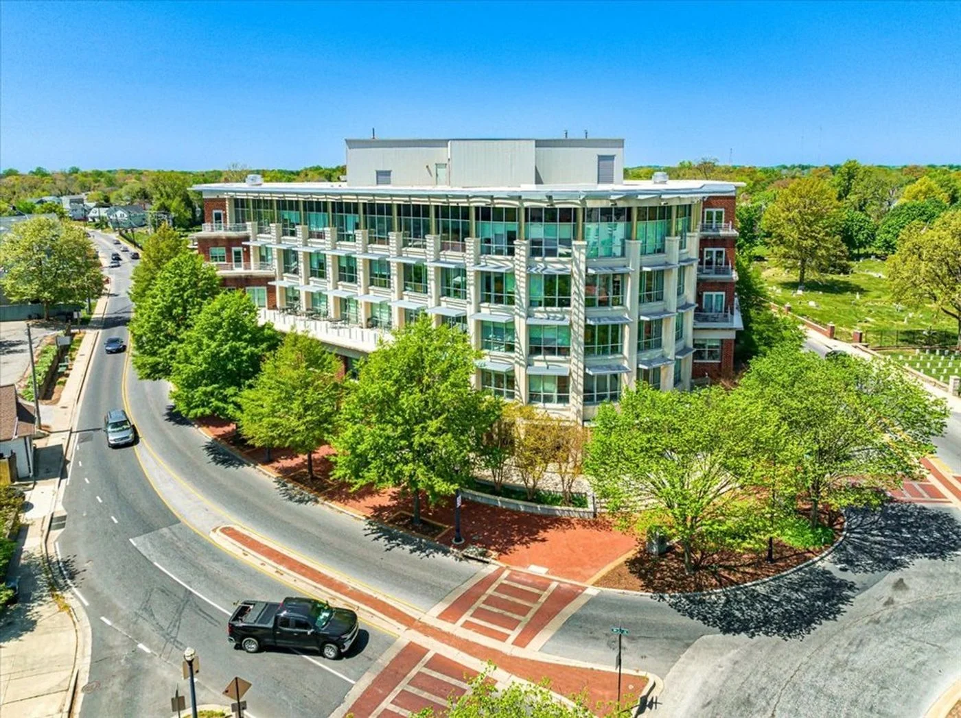 Photo 1 of 200 Westgate Cir, Annapolis, MD 21401