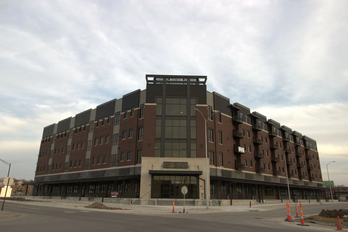 Photo 1 of 200 S 21st St, Lincoln, NE 68510