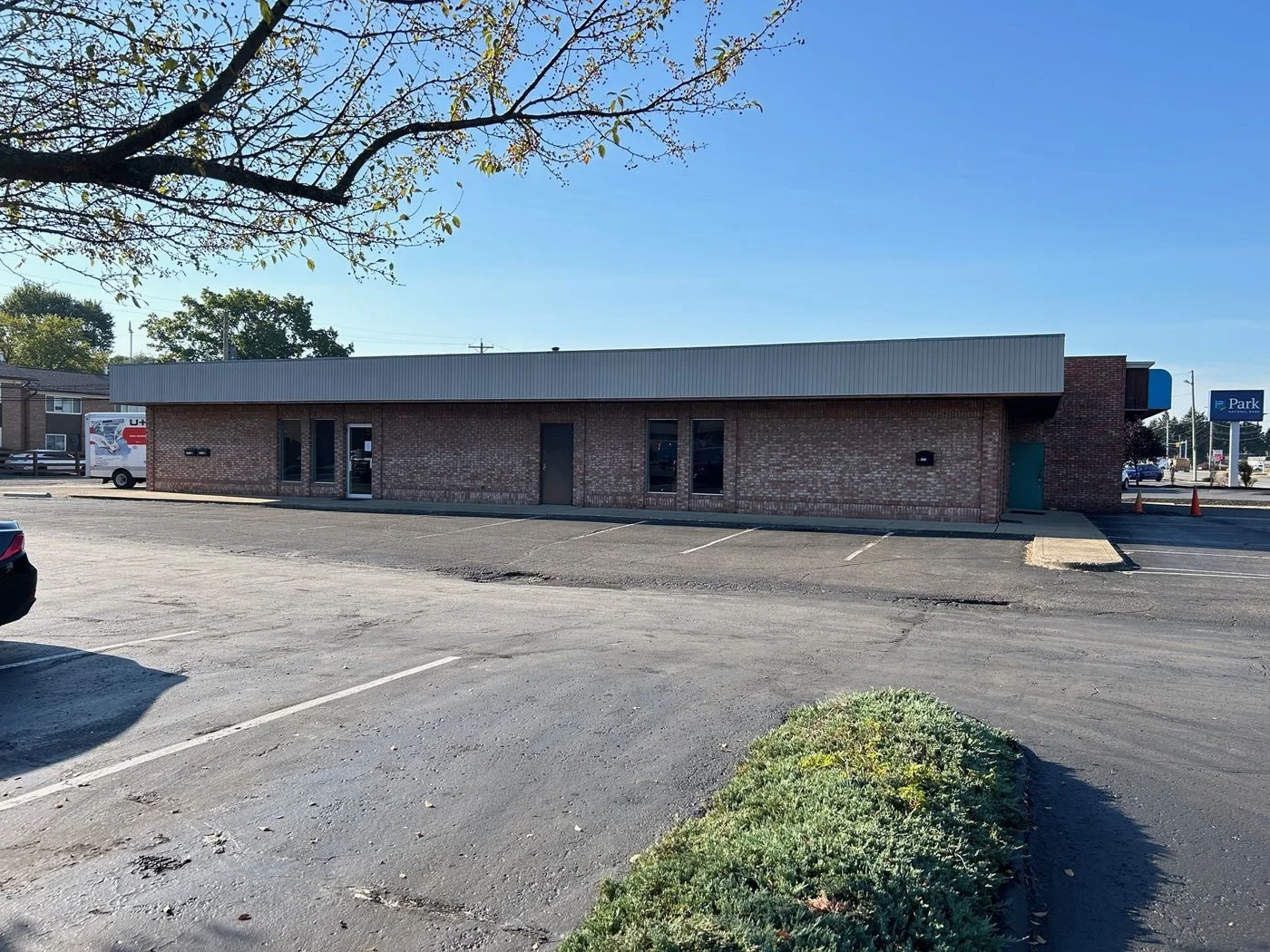 Photo 1 of 1000 N 21st St, Newark, OH 43055