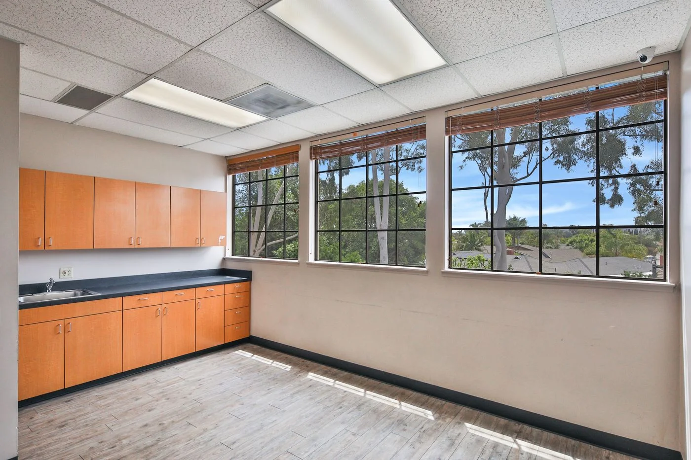 Photo 2 of 24432 Muirlands Blvd, Lake Forest, CA 92630