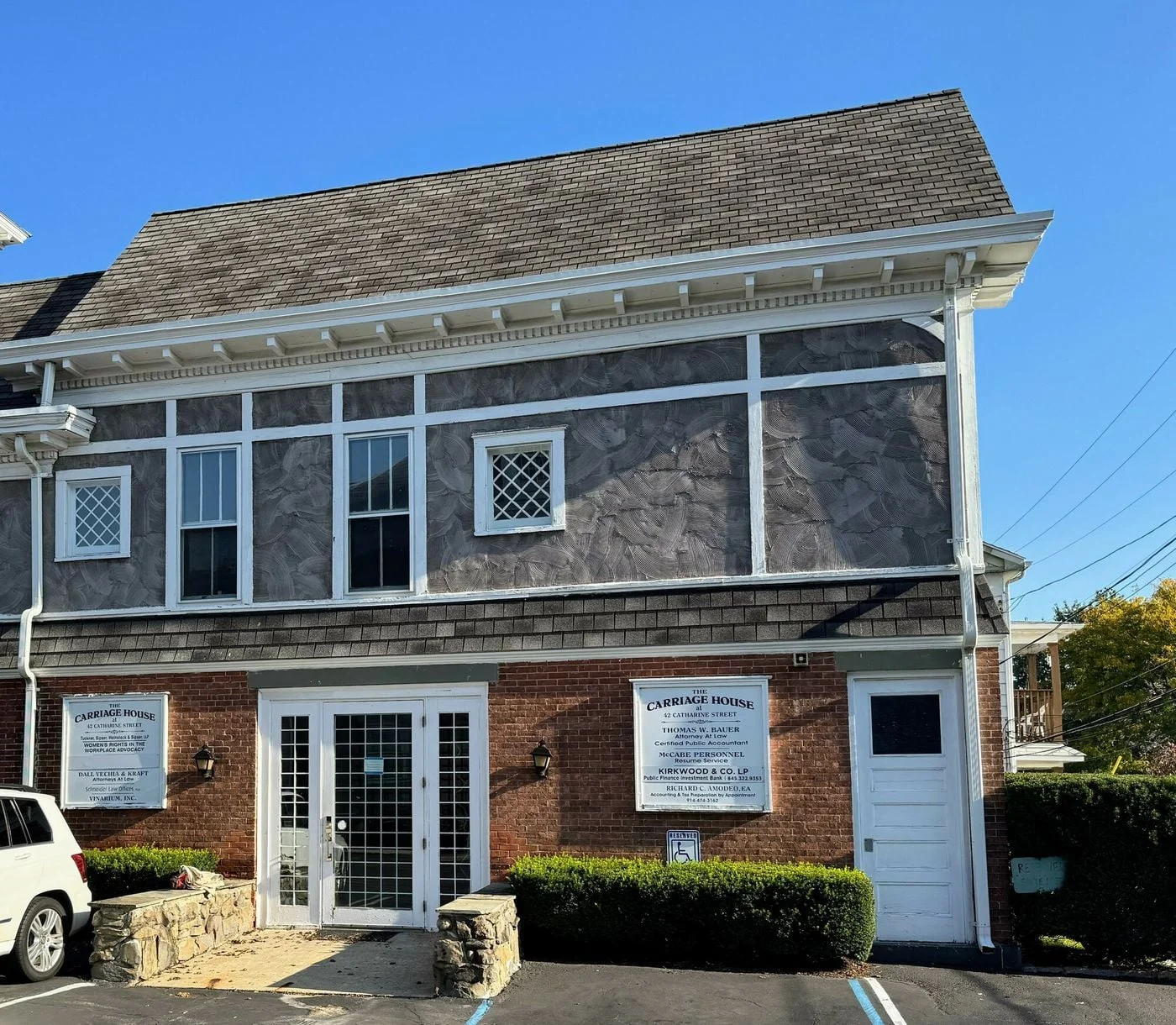 Photo 2 of 42 Catharine St, Poughkeepsie, NY 12601