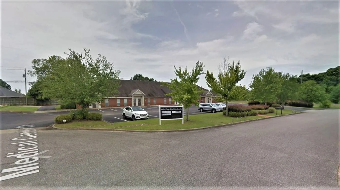 Photo 2 of 210 Medical Center Dr, Prattville, AL 36066