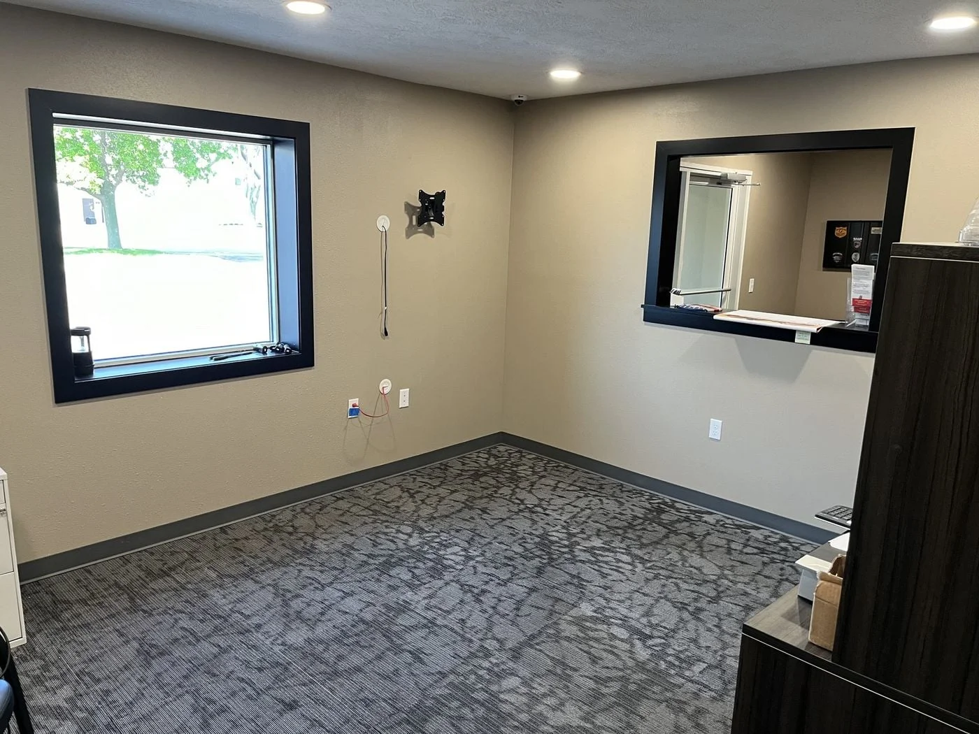 Photo 2 of 516 N Garfield Cir, Suite 1, Sioux Falls, SD 57104