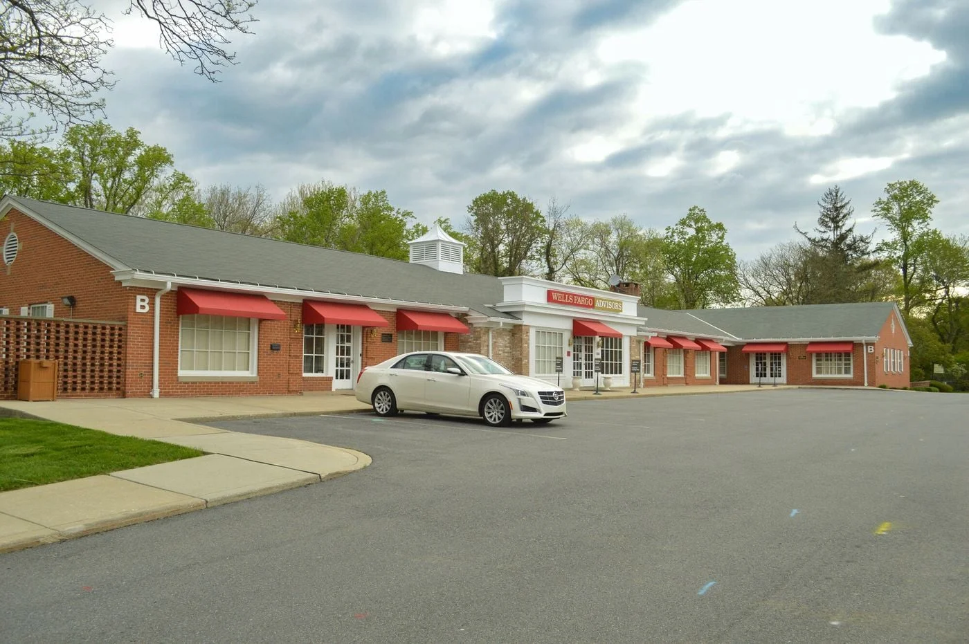 Photo 3 of 3801 Kennett Pike, Wilmington, DE 19807