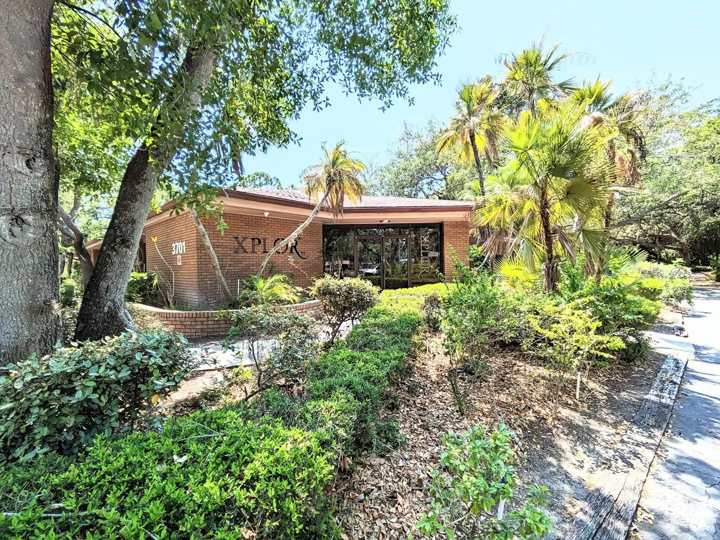 Photo 2 of 3701 Cortez Rd W, Bradenton, FL 34210