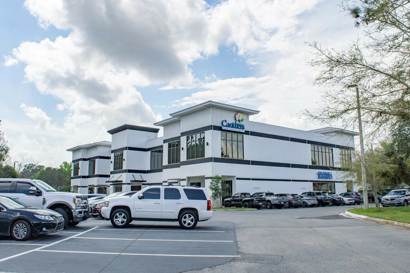 Photo 3 of 7741 Point Meadows Dr, Jacksonville, FL 32256