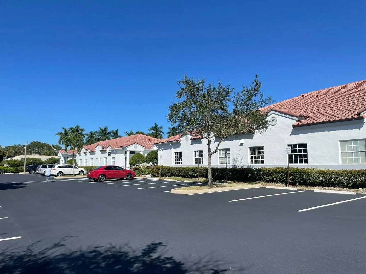 Photo 2 of 8391-8399 W Oakland Park Blvd, Sunrise, FL 33351