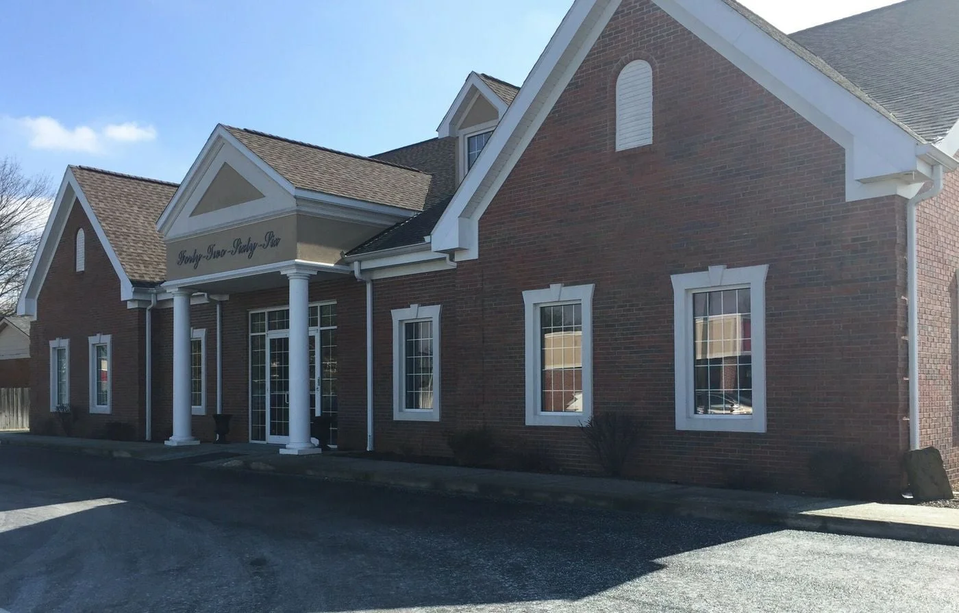 Photo 1 of 4266 Bell Rd, Newburgh, IN 47630