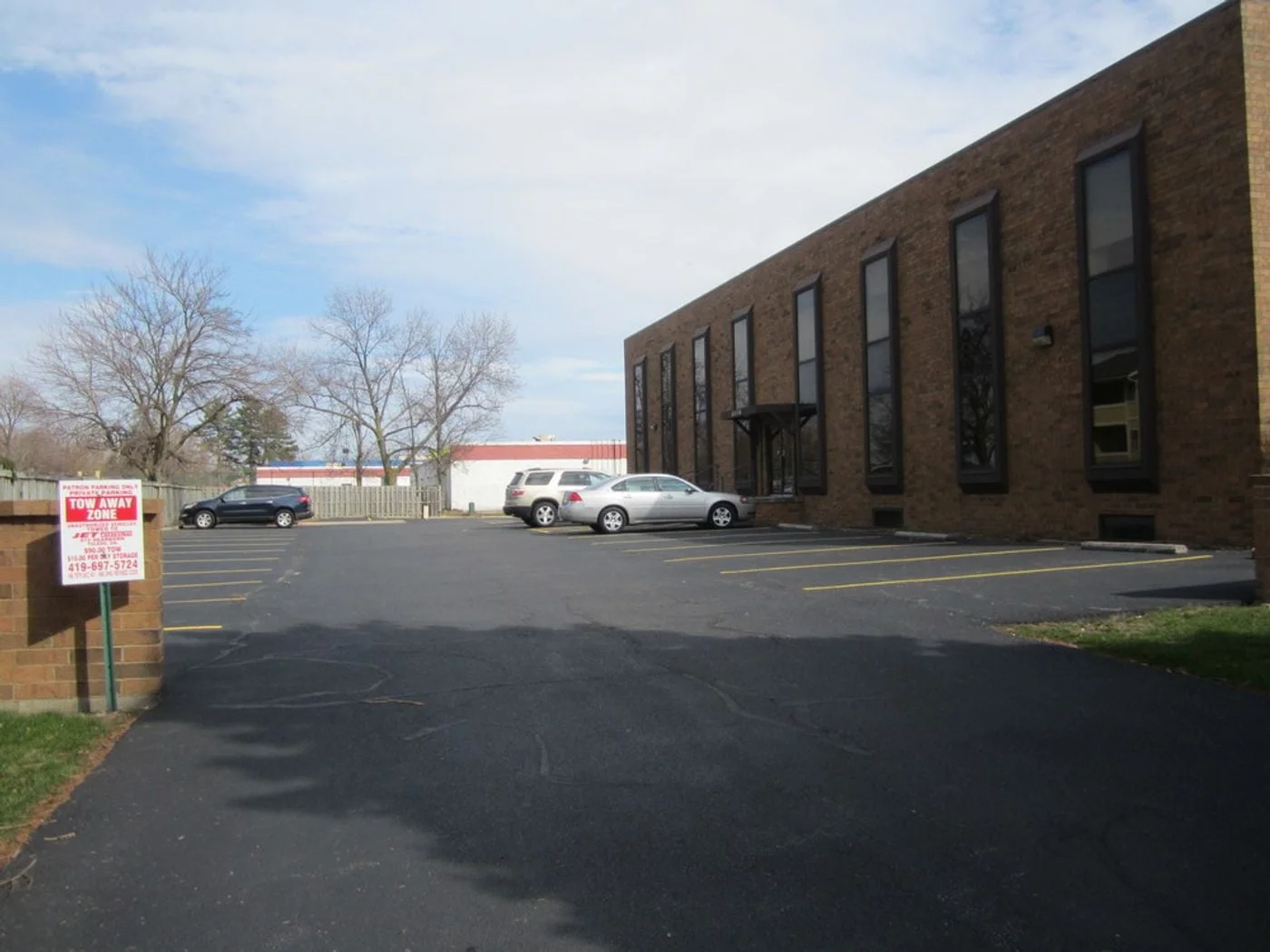 Photo 3 of 5330 Heatherdowns Blvd, Toledo, OH 43614