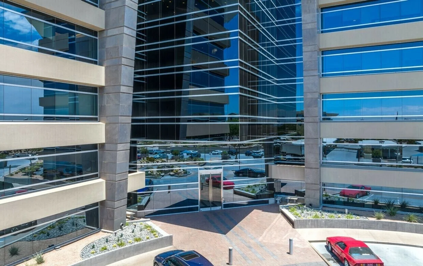 Photo-2 of 14850 N Scottsdale Rd, Scottsdale, AZ 85254