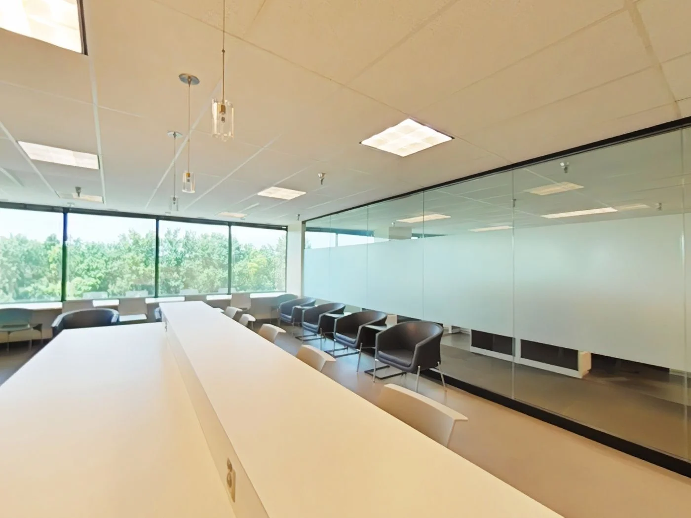 Photo-3 of 9401 Indian Creek Pkwy, Overland Park, KS 66210