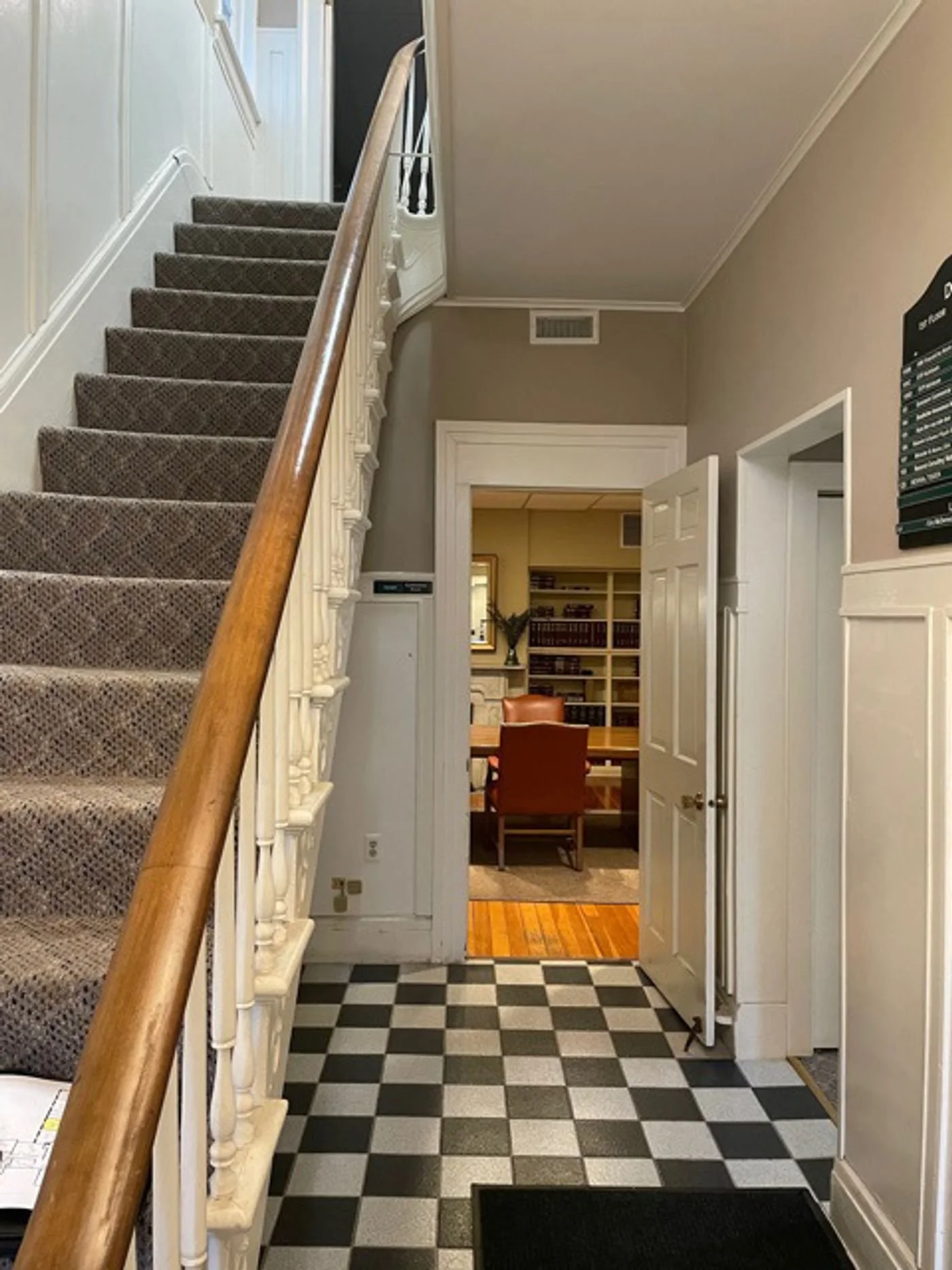 Photo-3 of 115 Campbell St, Geneva, IL 60134