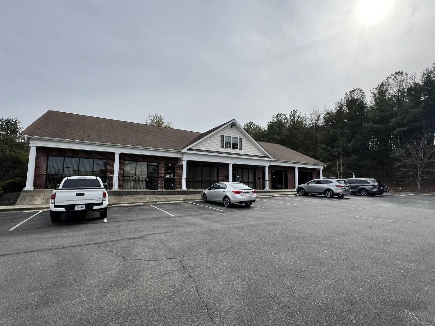 Photo-1 of 4820 Southpoint Dr, Fredericksburg, VA 22407