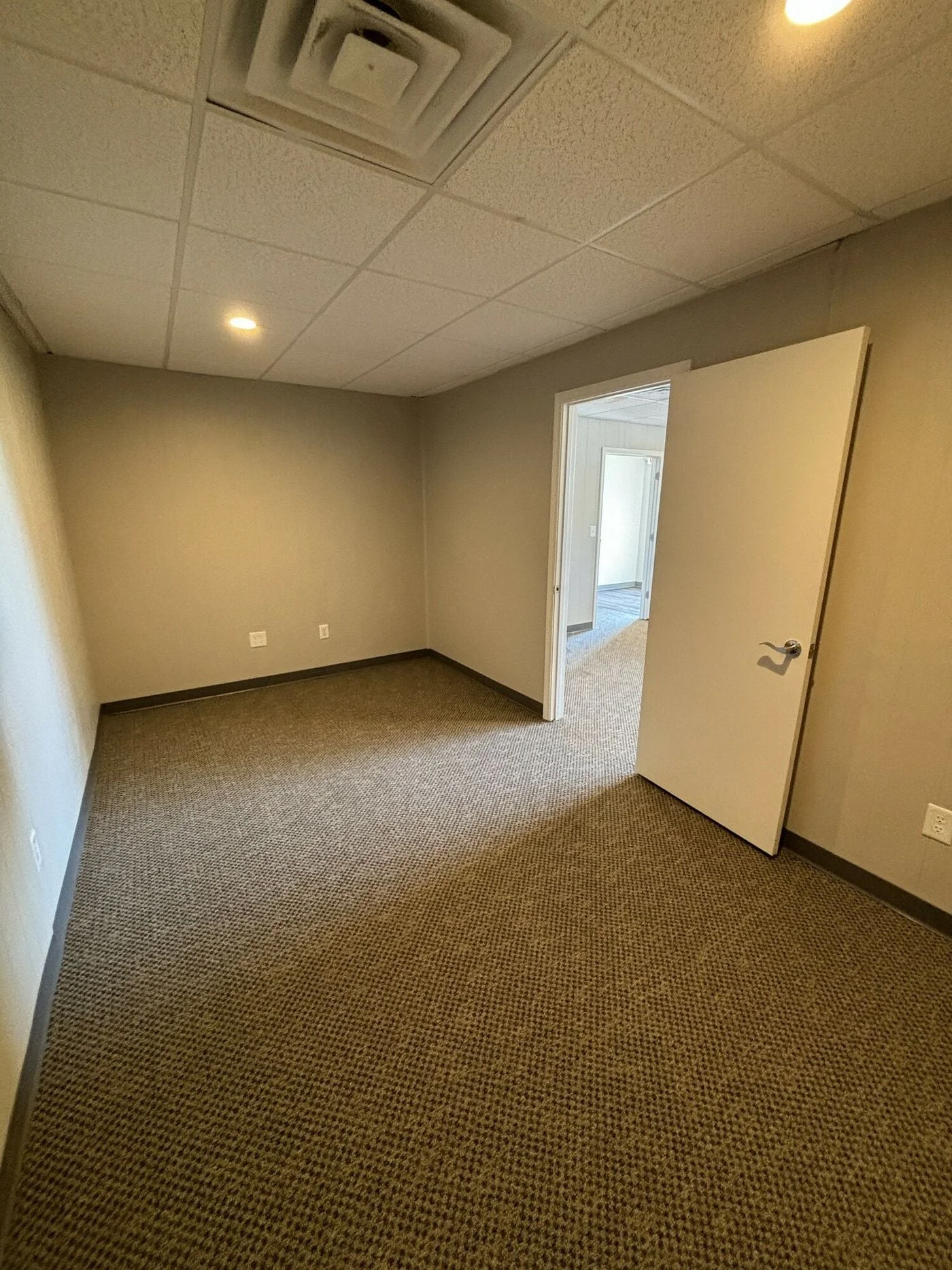 Photo 3 of 1530 N Fant St, Anderson, SC 29621