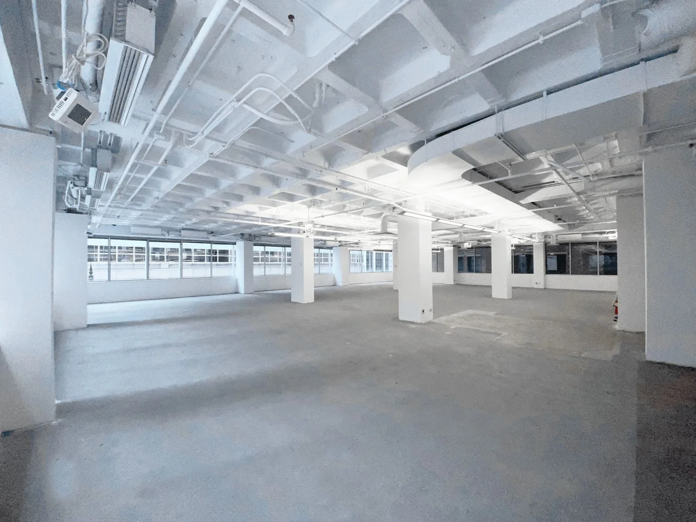 Photo 3 of 29 N Wacker Dr, Chicago, IL 60606