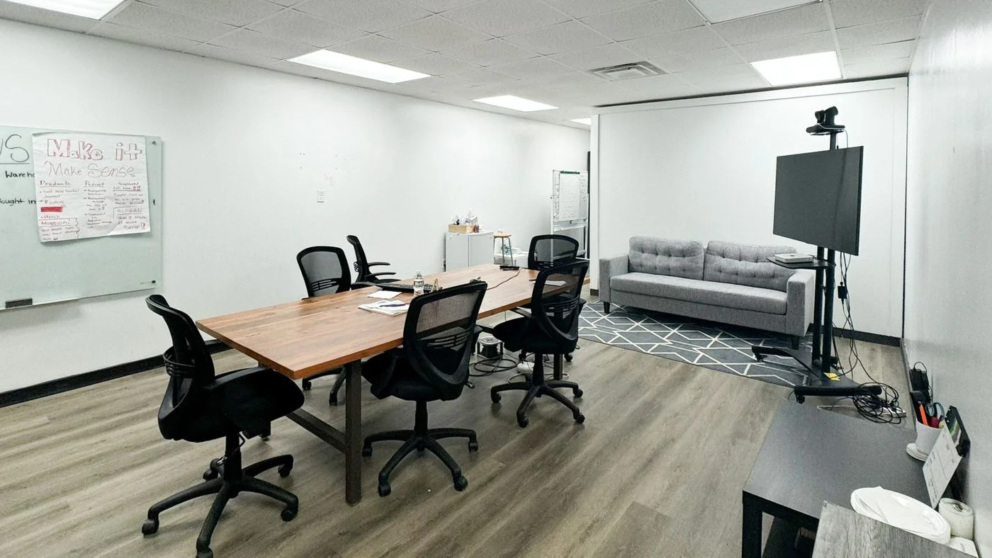 Photo-3 of 818 N Rose Ave, Columbus, OH 43219