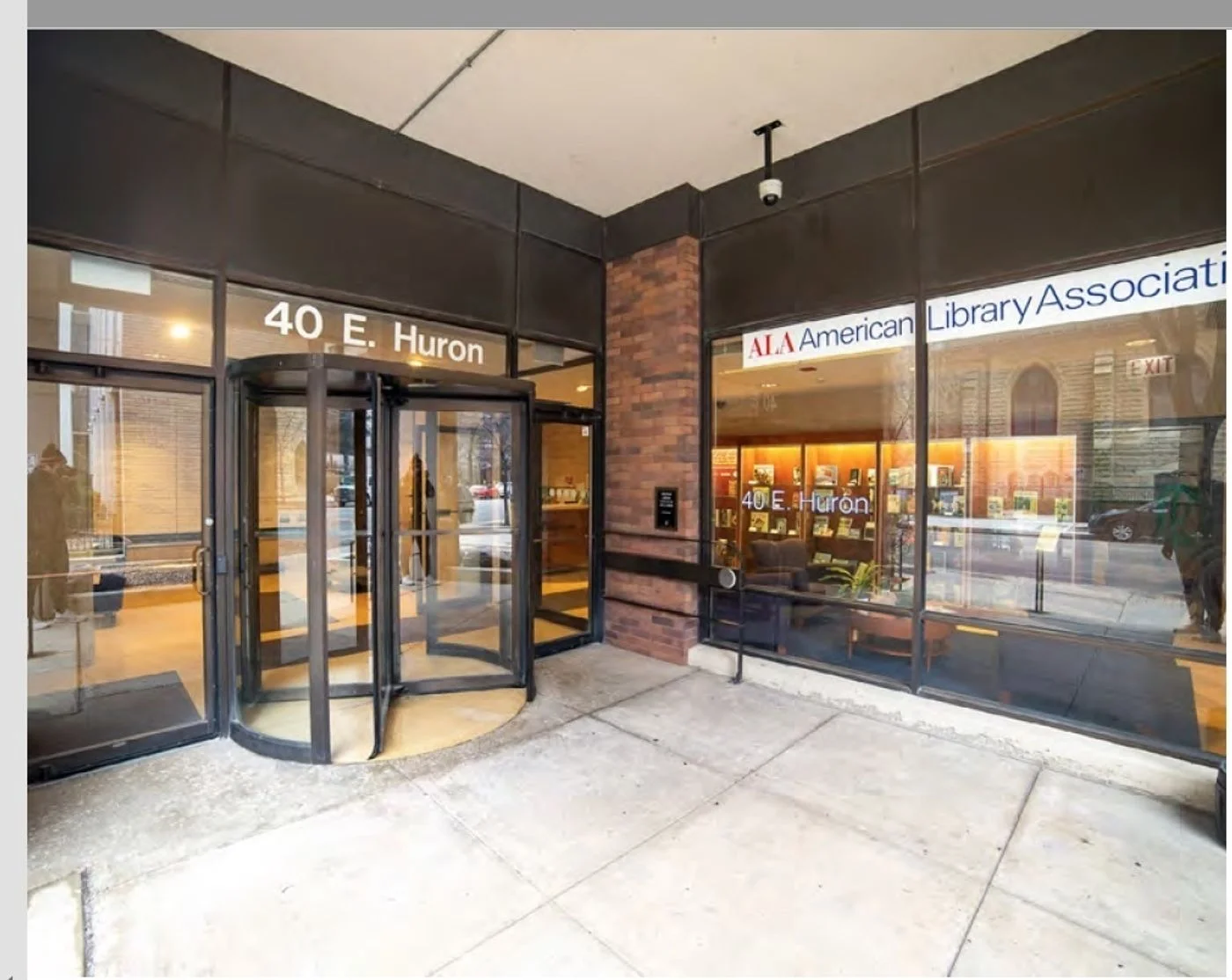 Photo 2 of 40 E Huron St, Chicago, IL 60611