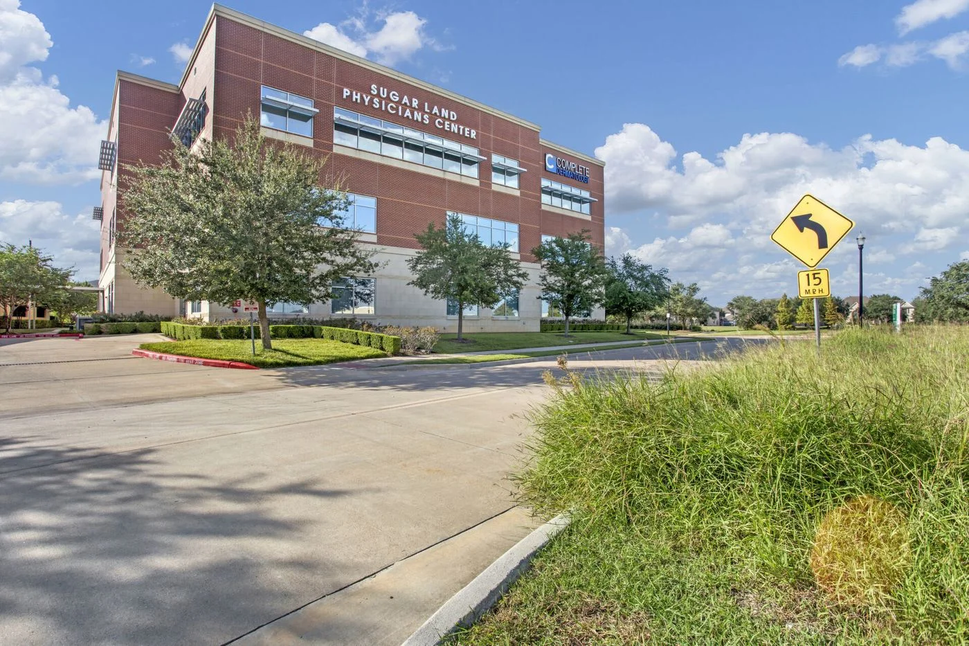 Photo 3 of 7616 Branford Pl, Sugar Land, TX 77479