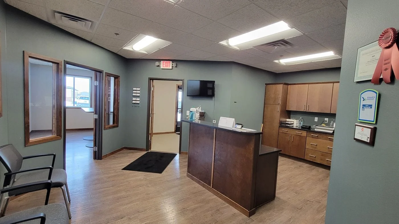 Photo 2 of 4719 Shelburne St, Bismarck, ND 58503