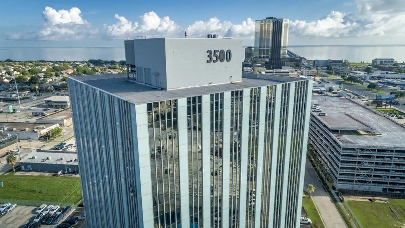 Photo 1 of 3500 N Causeway Blvd, Metairie, LA 70002