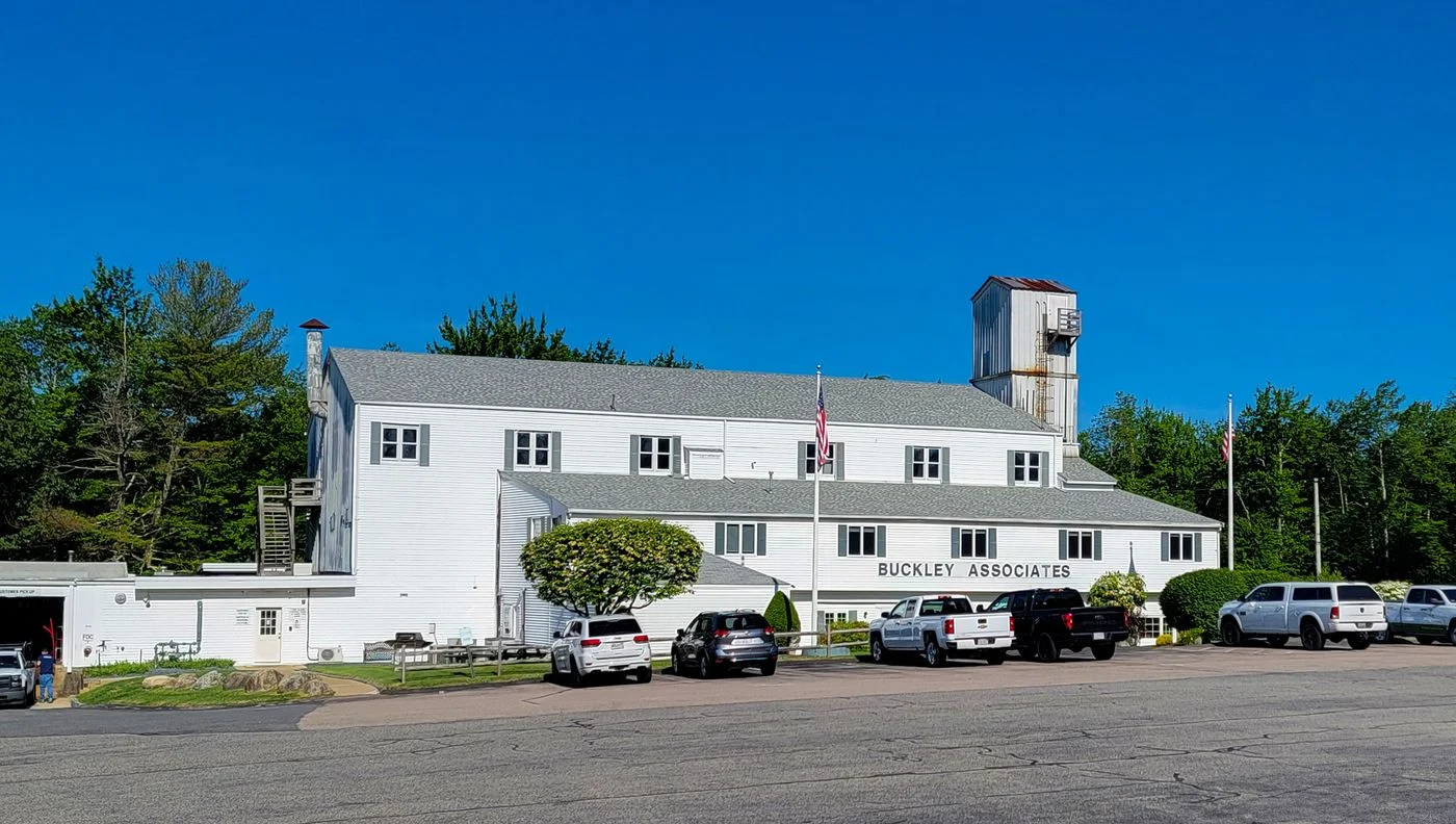 Photo 1 of 385 King St, Hanover, MA 02339