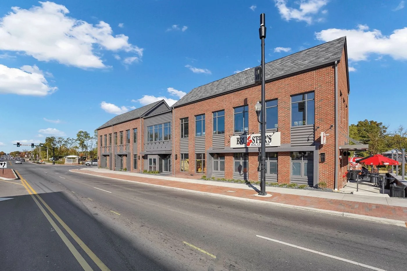 Photo 2 of 7332 E Main Street, Reynoldsburg, OH 43068