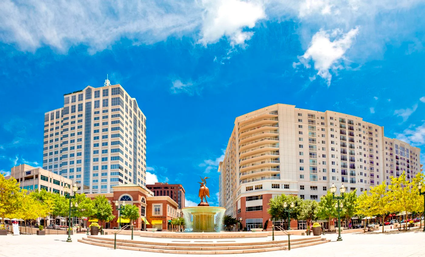 Photo 3 of 222 Central Park Ave, Virginia Beach, VA 23462