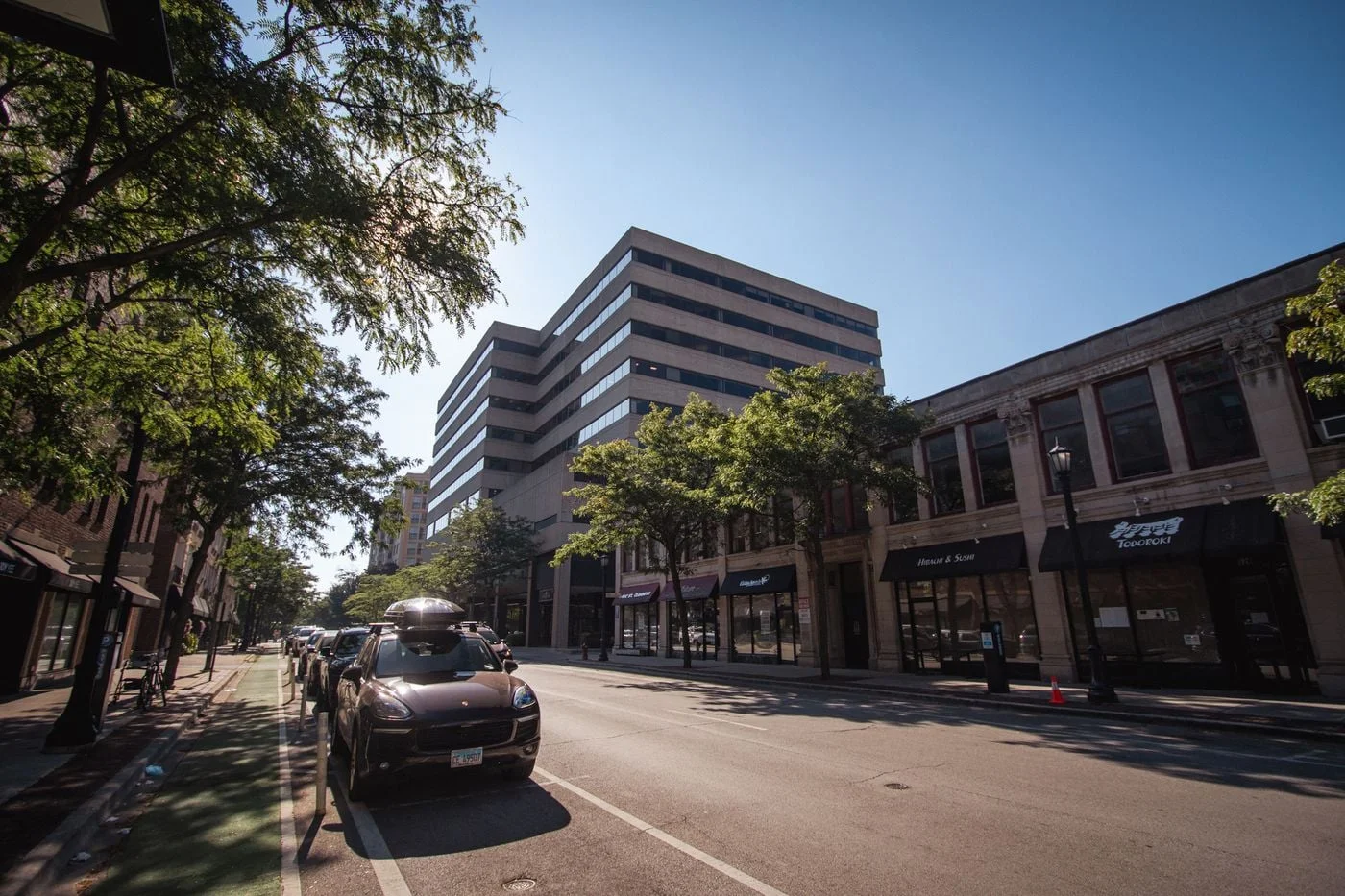 Photo 3 of 500 Davis St, Evanston, IL 60201