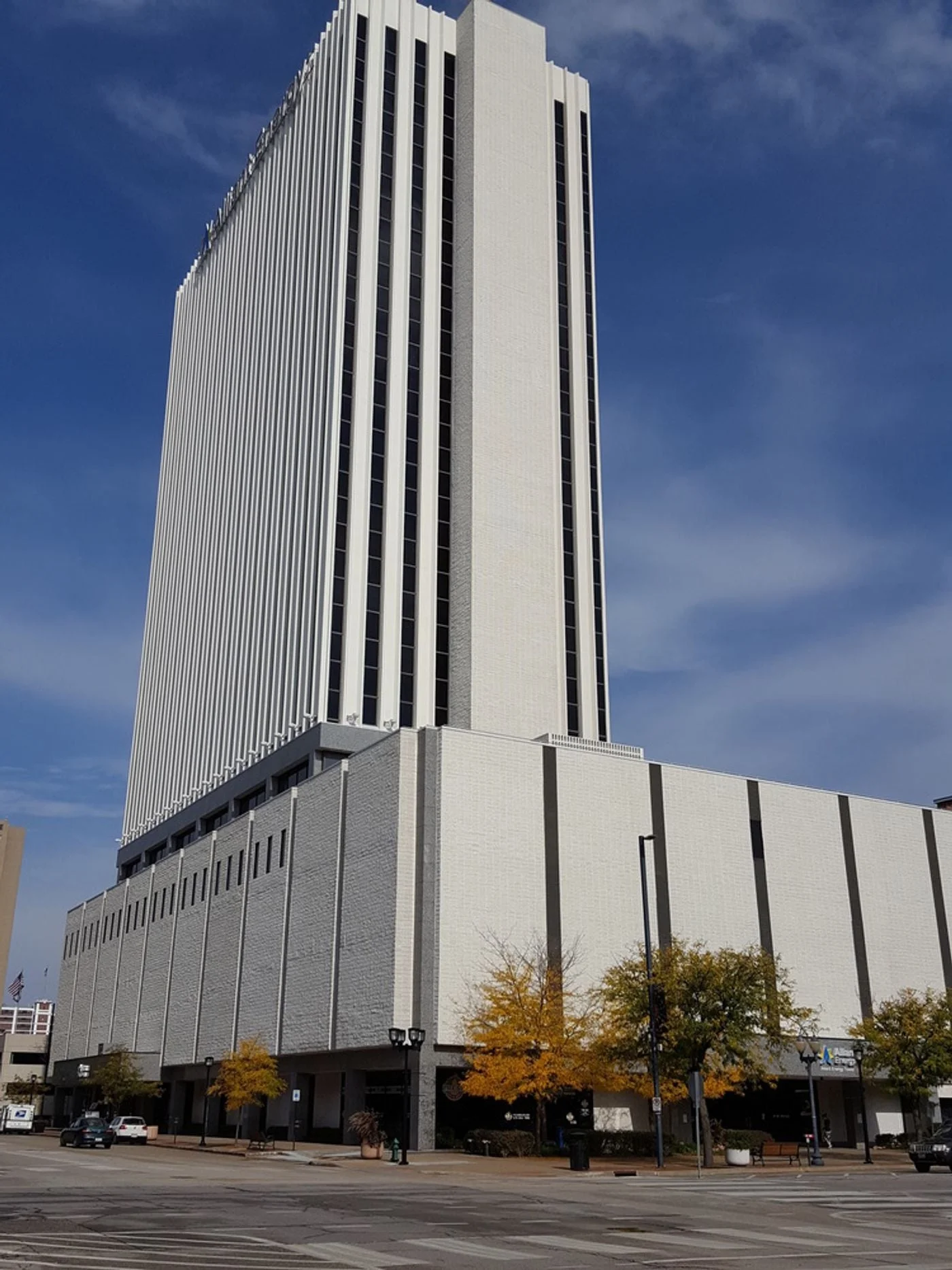 Photo 2 of 200 1st St SE, Cedar Rapids, IA 52401