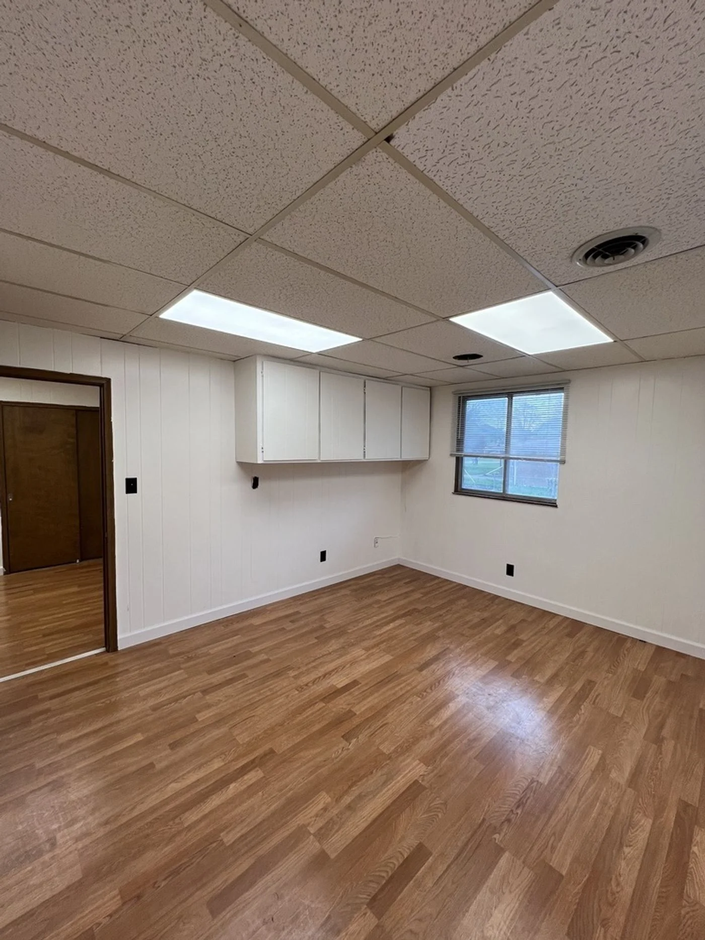 Photo 2 of 28250 Southfield Rd, Lathrup Village, MI 48076