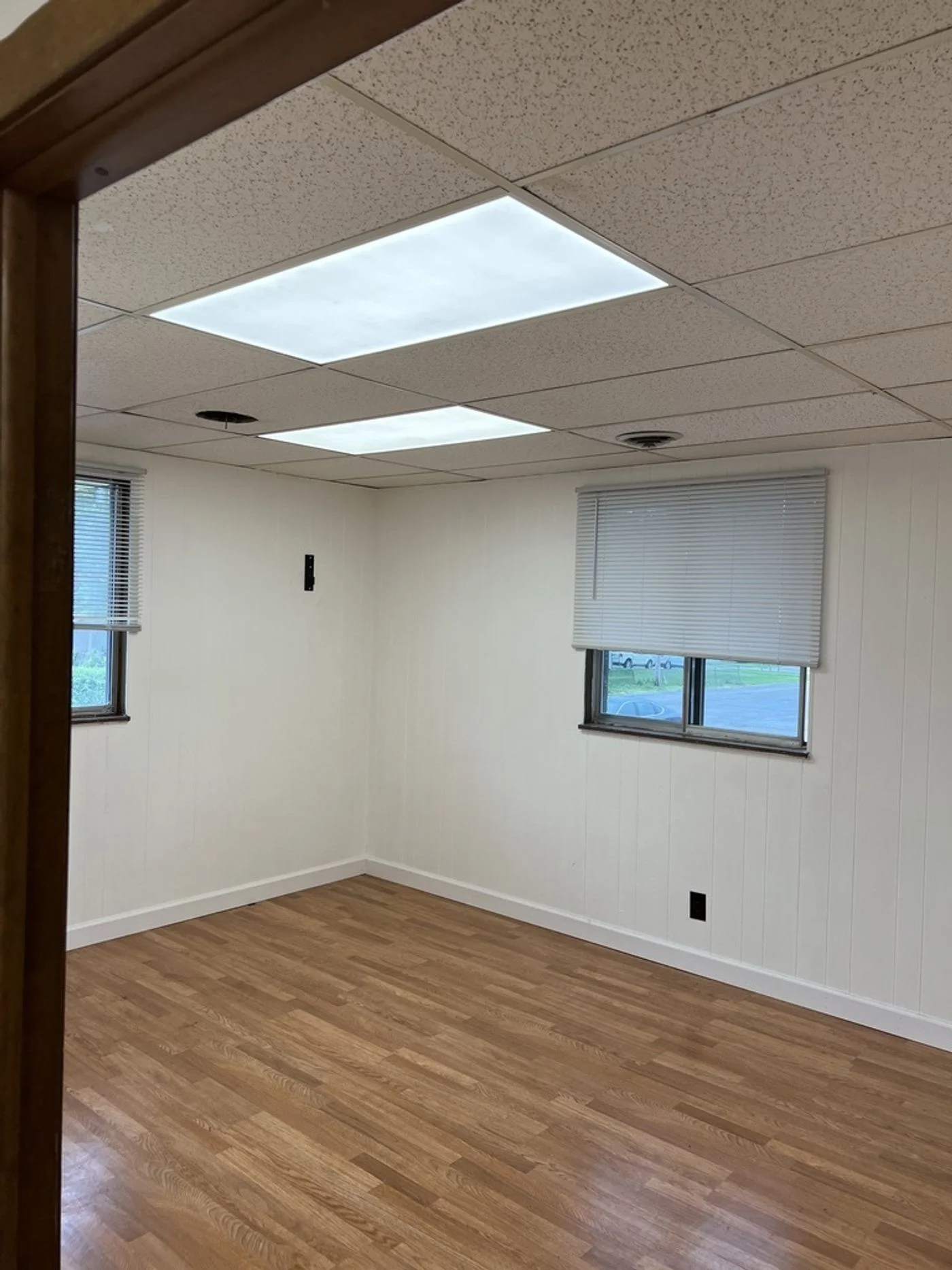 Photo 3 of 28250 Southfield Rd, Lathrup Village, MI 48076