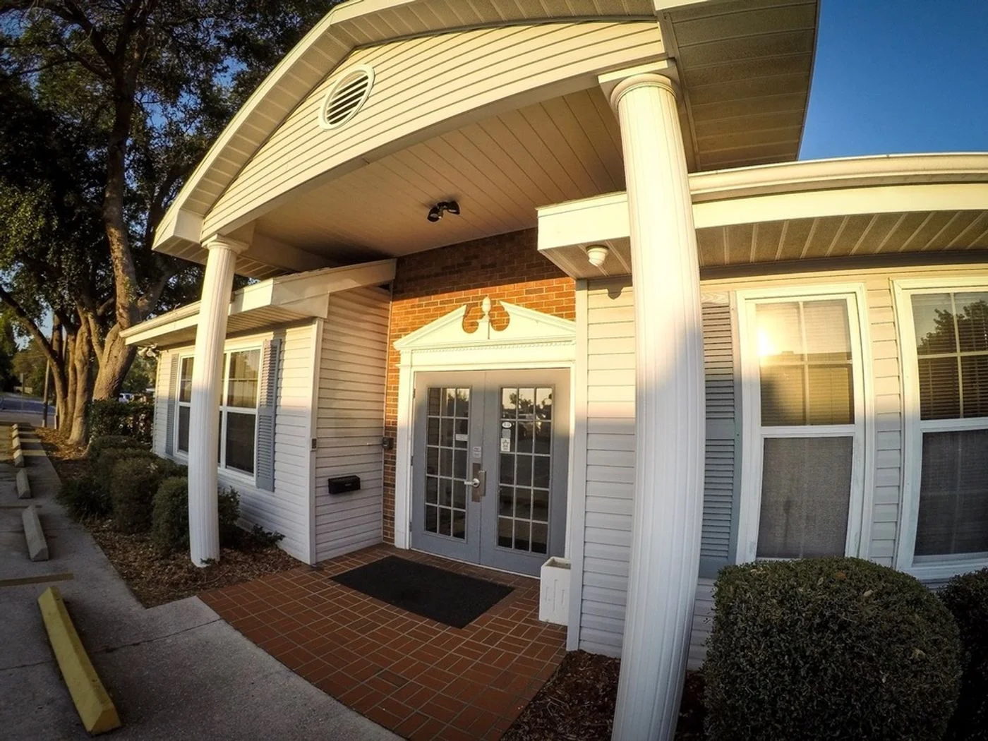 Photo-2 of 2100 Constitution Blvd, Sarasota, FL 34231