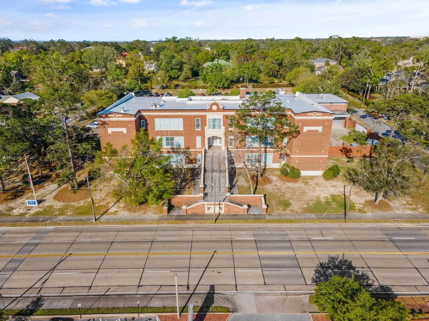 Photo 1 of 1301 N Palafox St, Pensacola, FL 32501