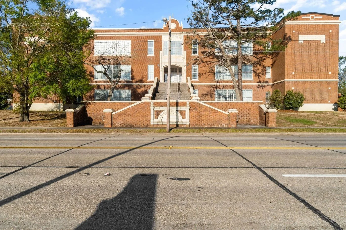 Photo 2 of 1301 N Palafox St, Pensacola, FL 32501