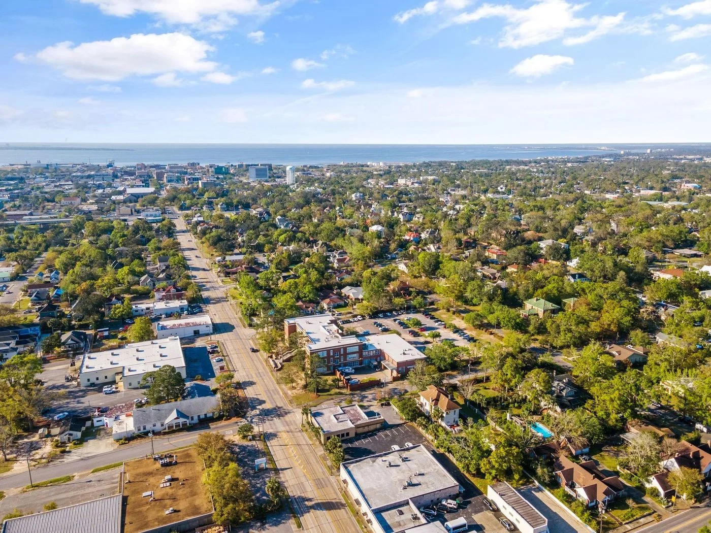 Photo 3 of 1301 N Palafox St, Pensacola, FL 32501