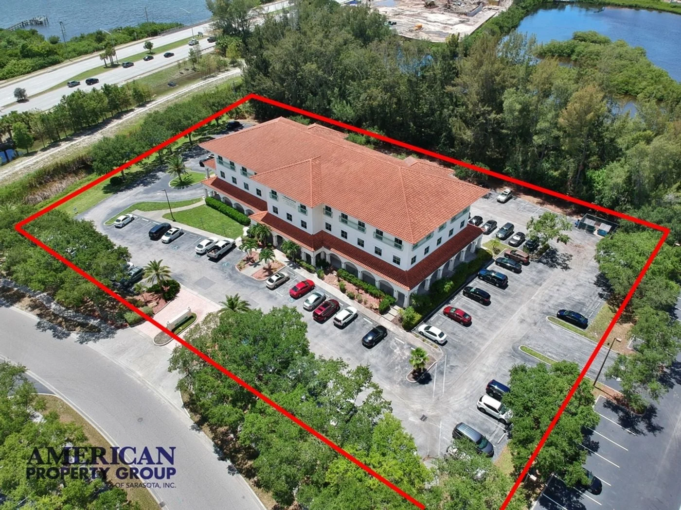 Photo 3 of 901 Venetia Bay Blvd, Venice, FL 34285