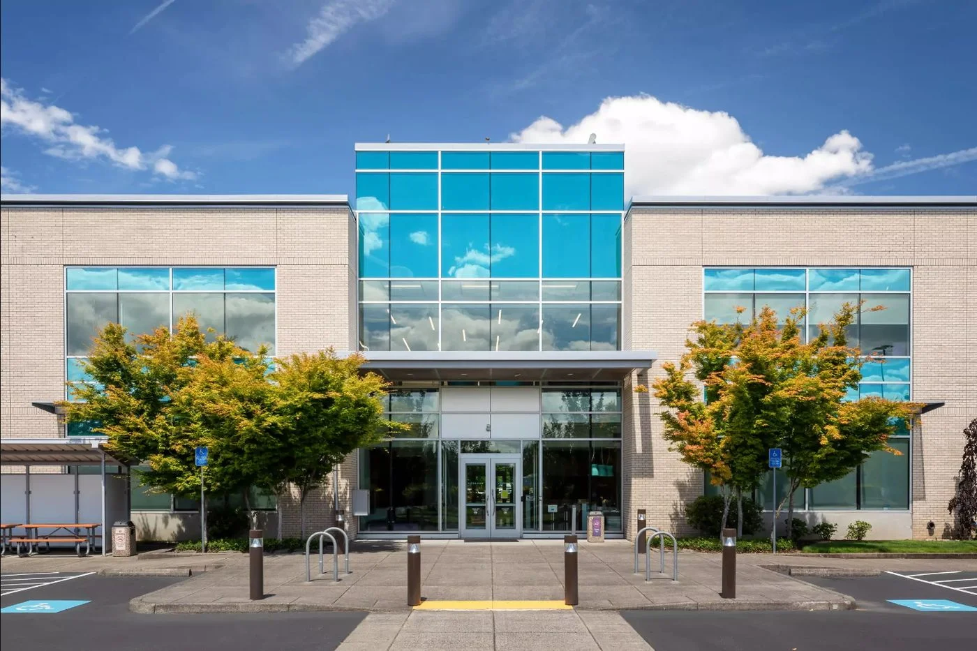 Photo 2 of 9500 NE Cascades Pkwy, Portland, OR 97220