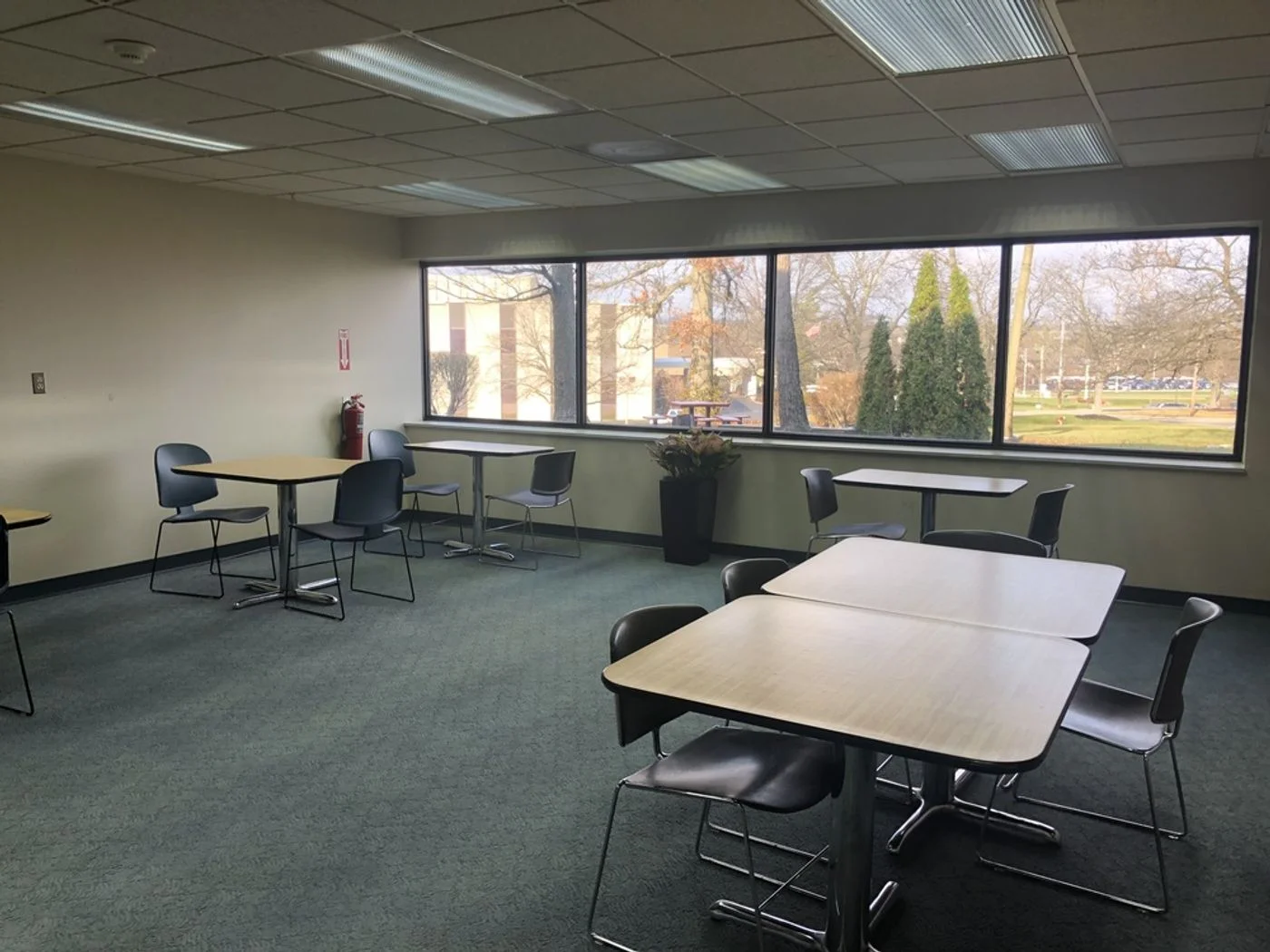 Photo 2 of 155 Tri County Pkwy, Cincinnati, OH 45246