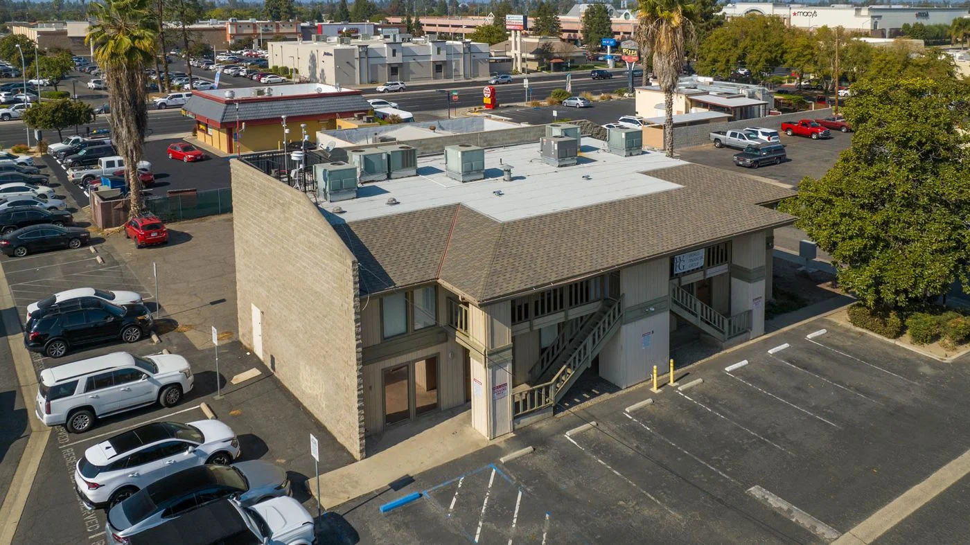 Photo 3 of 2005 W Ashland Ave, Visalia, CA 93277