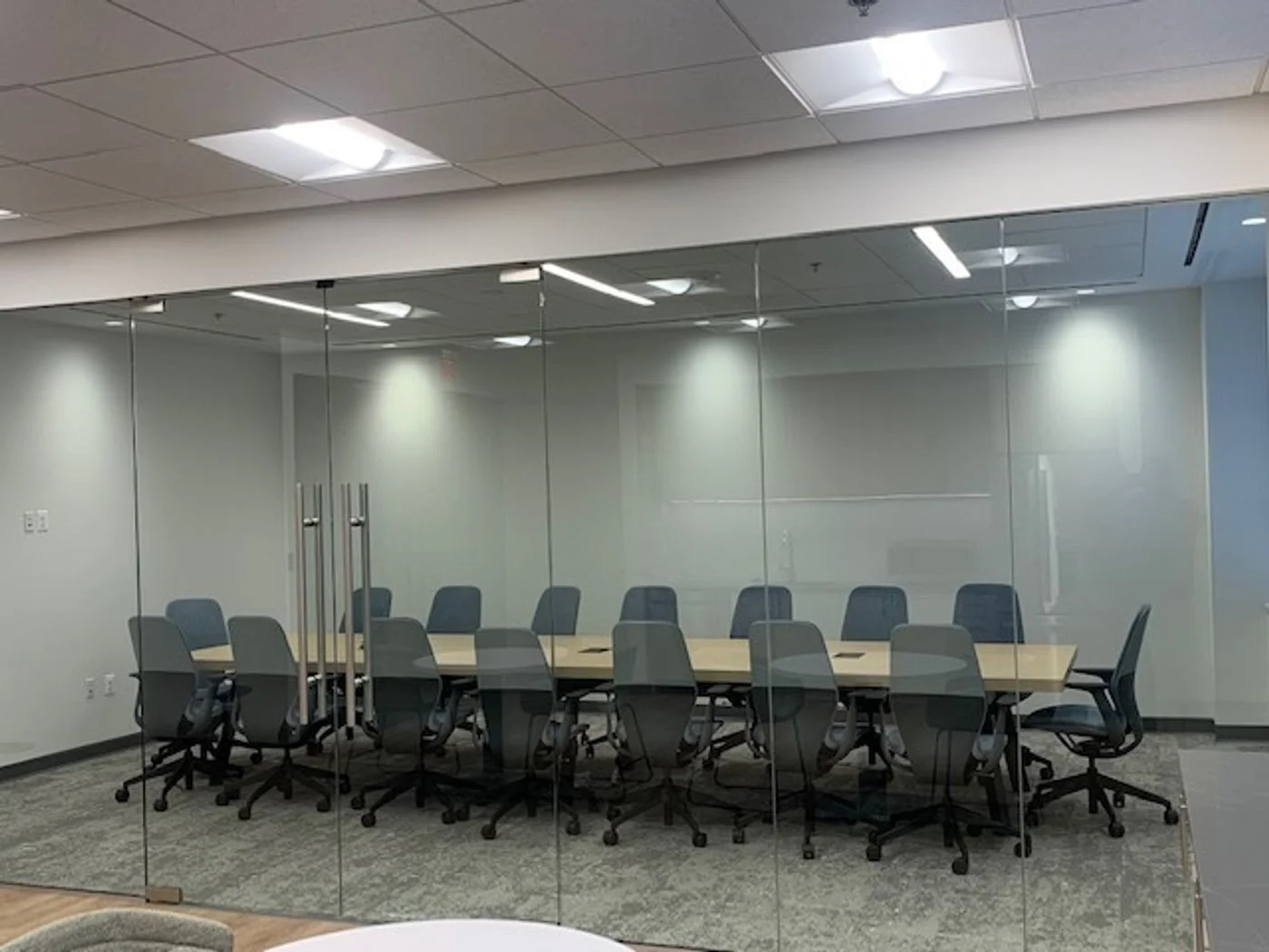 Photo 2 of 801 N Quincy St, Arlington, VA 22203